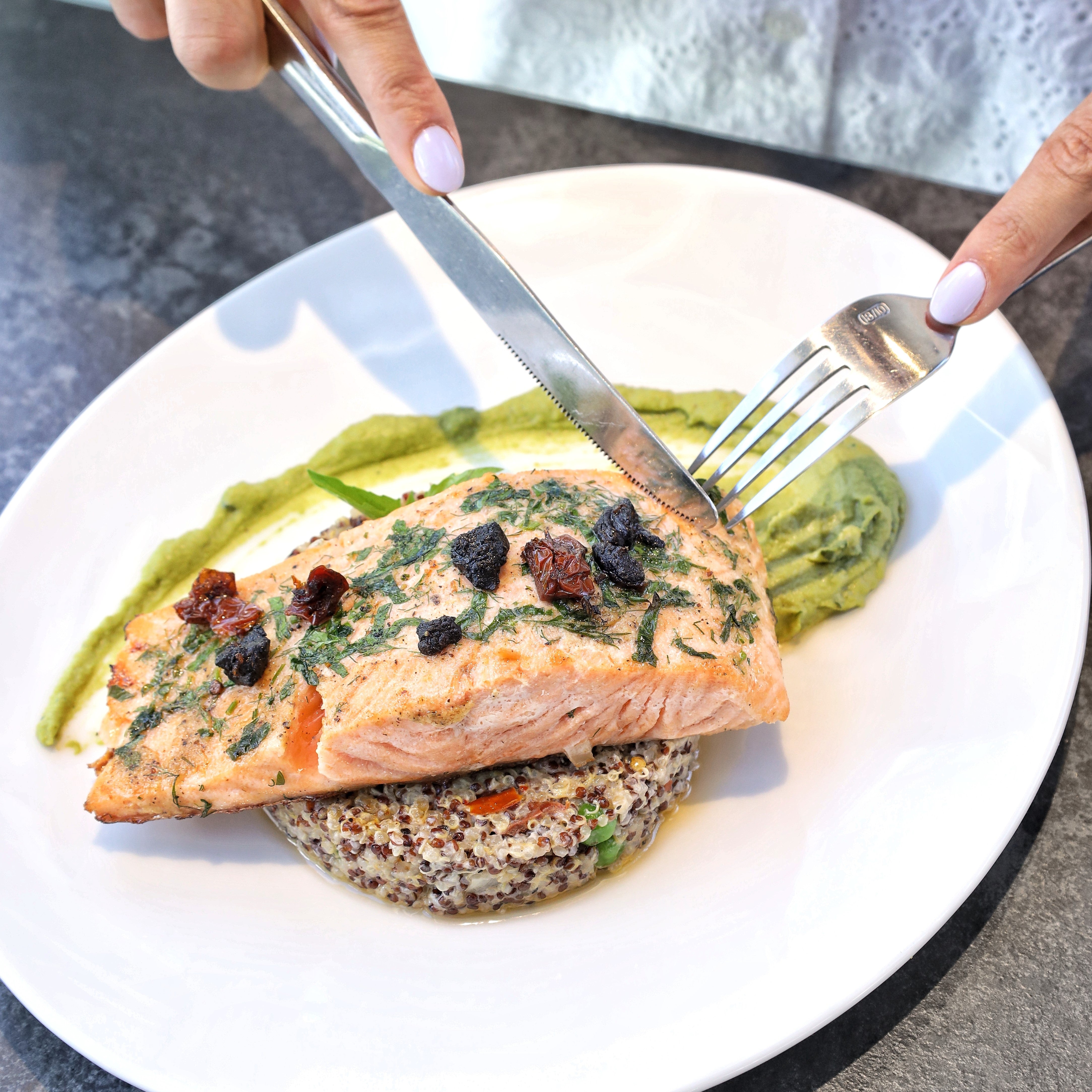 SALMON PLATTER