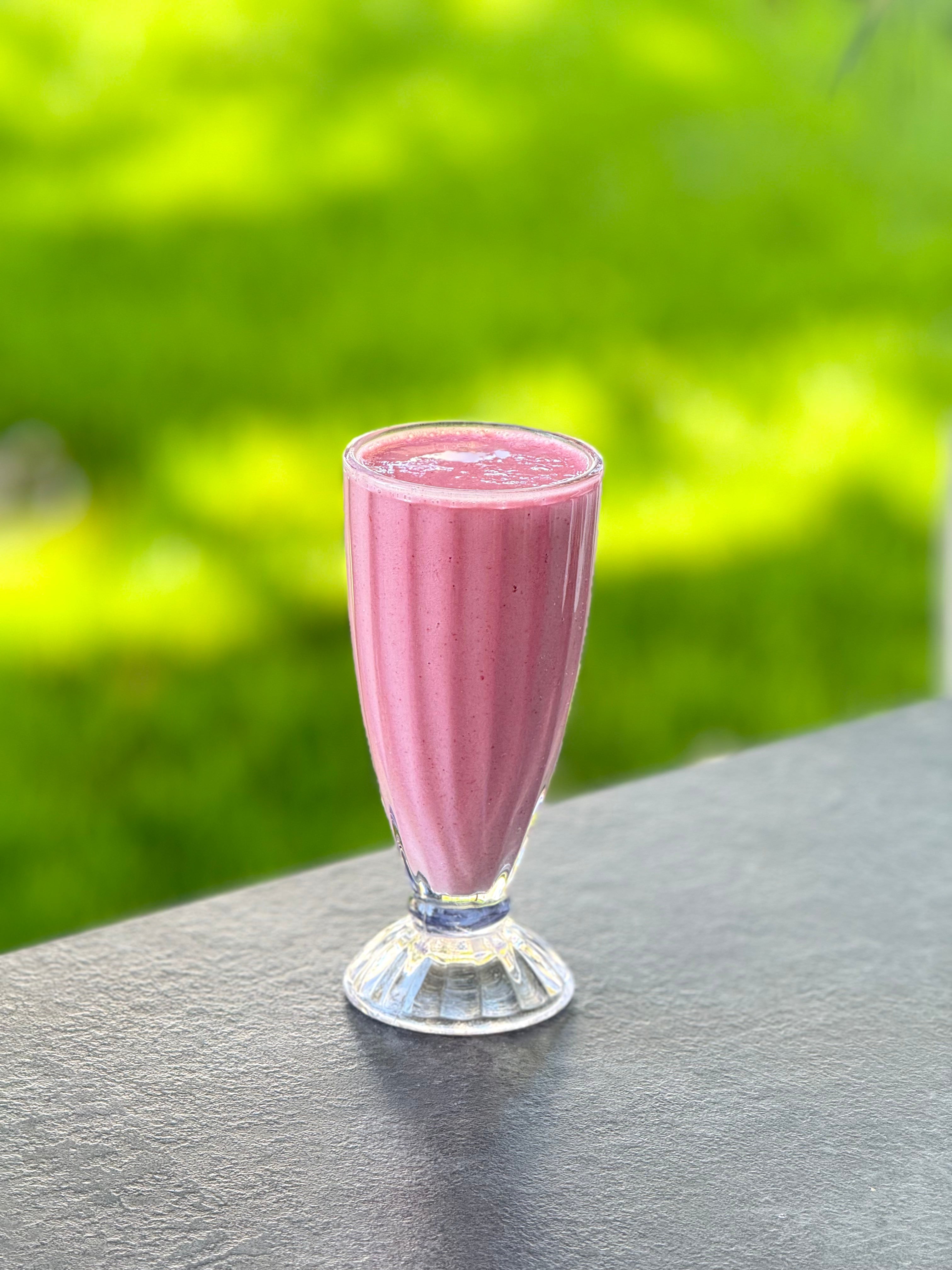 COCONUT STRAWBERRY SMOOTHIE