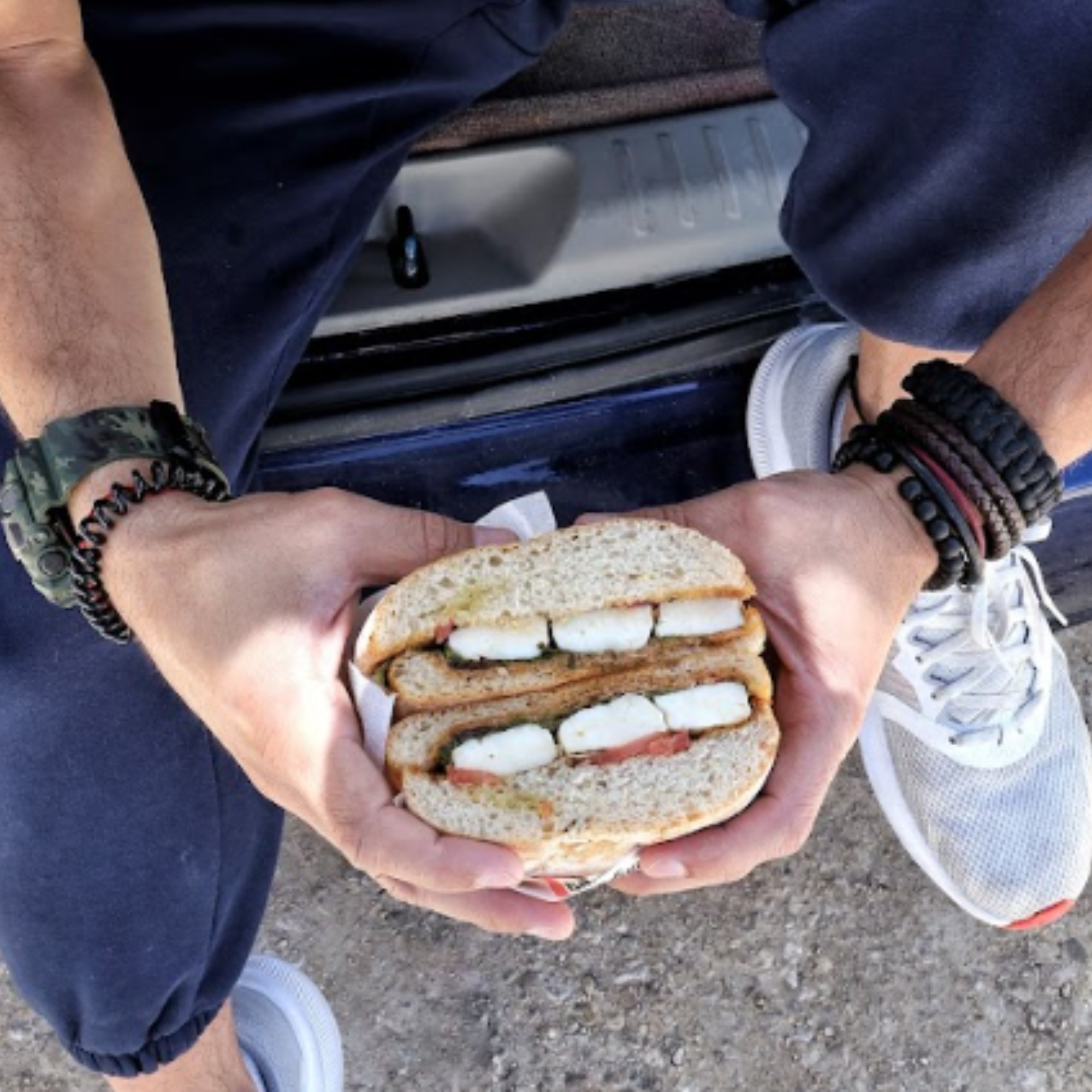 HALLOOUMI CIABATTA - To Go