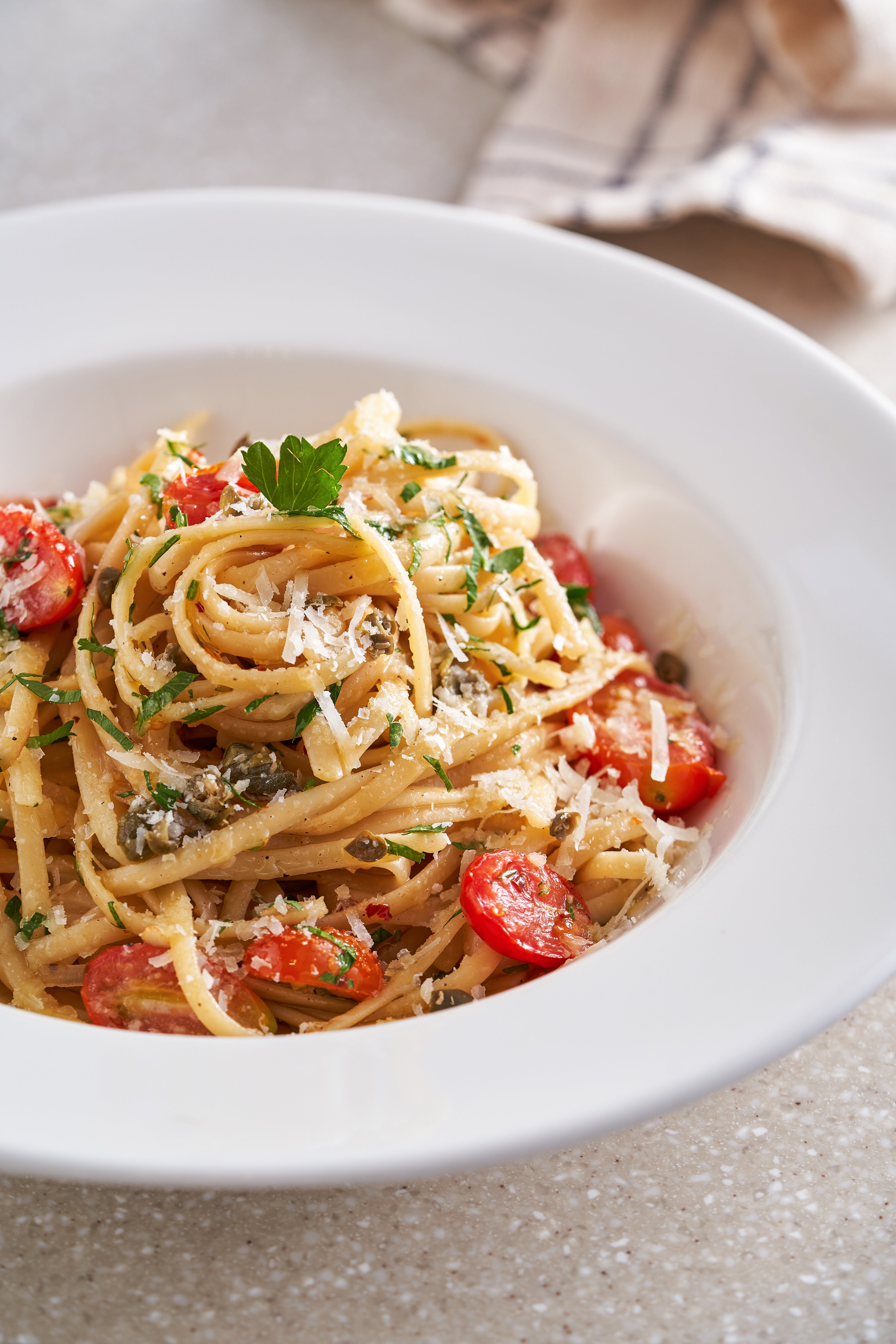 LINGUINE AGLIO OLIO