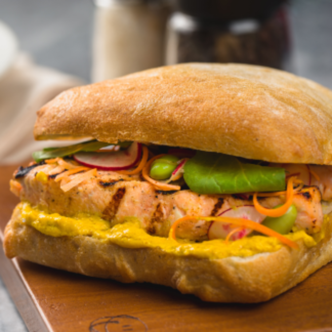 GRILLED SALMON SANDWICH