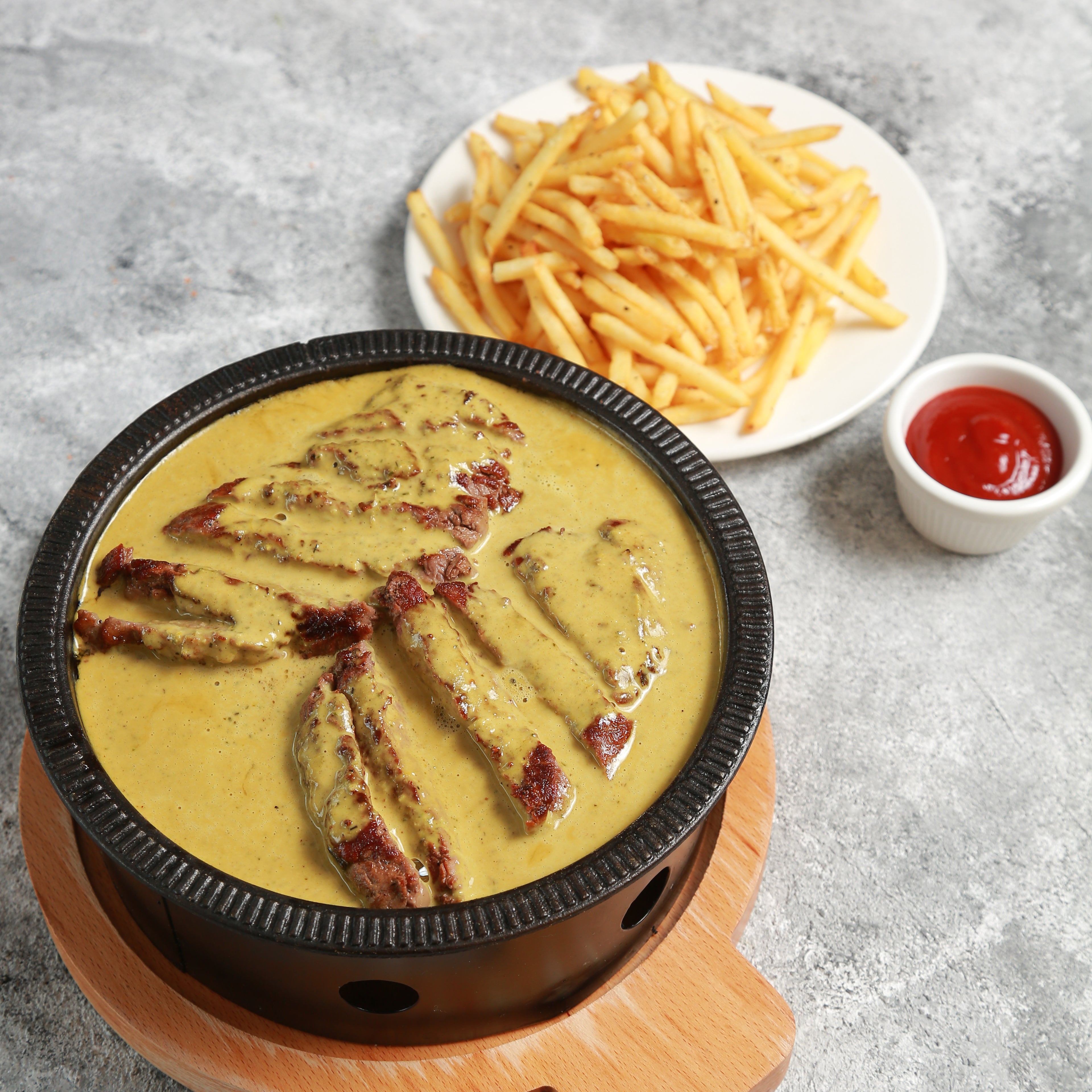 STEAK & FRIES (ENTRECOTE)